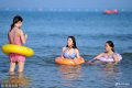 2018��5��31�գ������ό���ɽ�|���u�������^��ɳ����ˮԡ�����w���ĕr���ĺ�߅ɳ���L�飬߀�в����ο͵Ȳ�����ˮ�ض����������µ���ˮ�ЇL�r��Ӿ�����Ŀ옷��